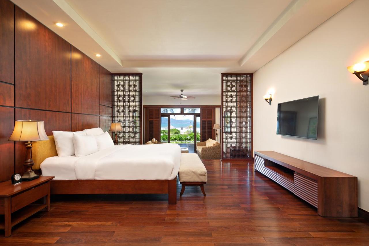 Villa Da Nang Resort Beachfront Abogo Luaran gambar