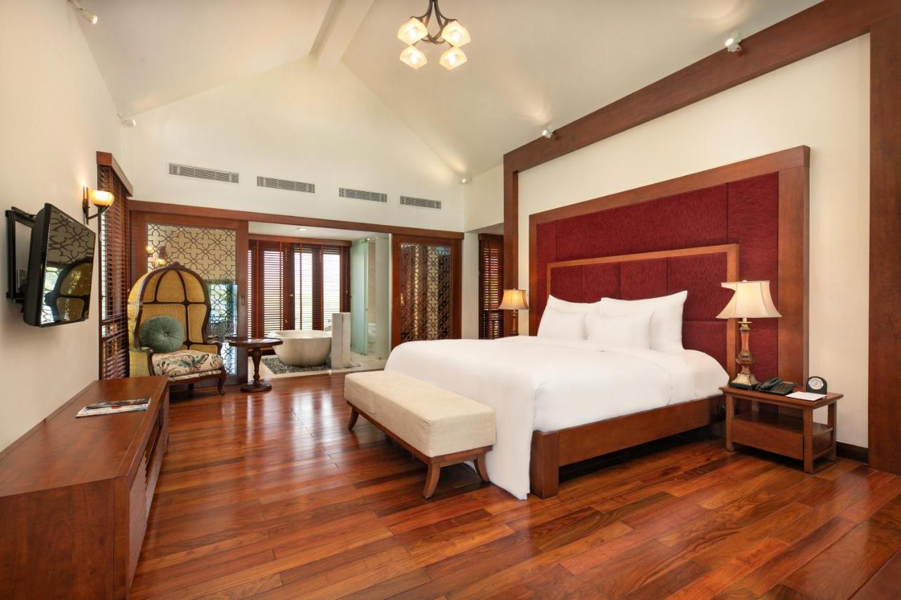 Villa Da Nang Resort Beachfront Abogo Luaran gambar